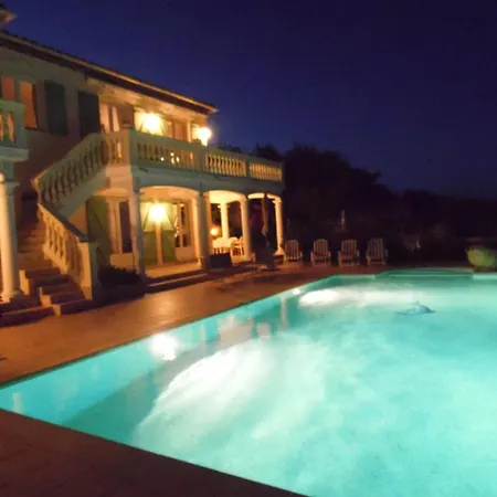 La Bastide Fleurie Apartament Cavalaire-sur-Mer