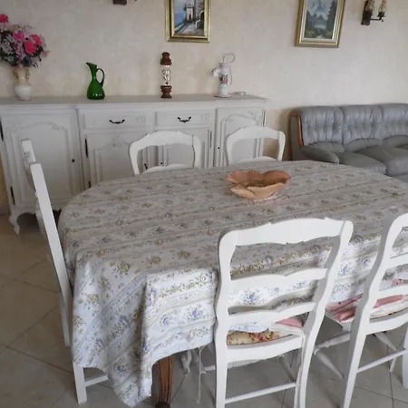 La Bastide Fleurie * キャバレール・シュル・メール