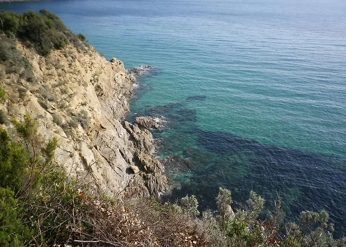 La Bastide Fleurie * キャバレール・シュル・メール